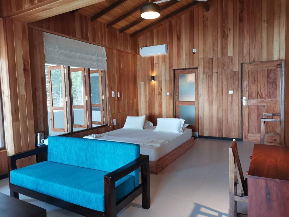 Mountain Wave Hotel And Surfshop Hikkaduwa Zewnętrze zdjęcie
