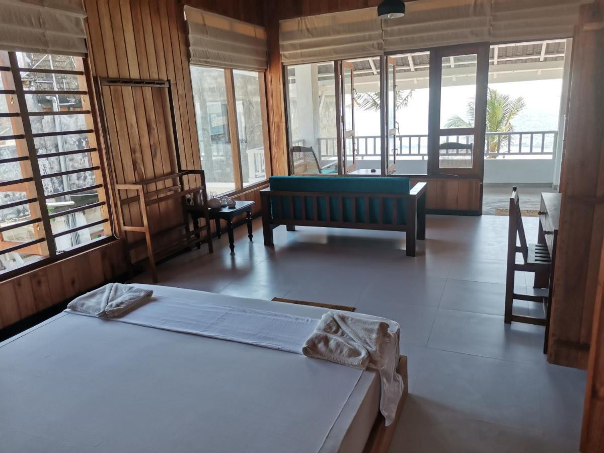 Mountain Wave Hotel And Surfshop Hikkaduwa Zewnętrze zdjęcie