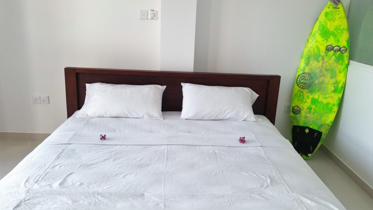 Mountain Wave Hotel And Surfshop Hikkaduwa Zewnętrze zdjęcie